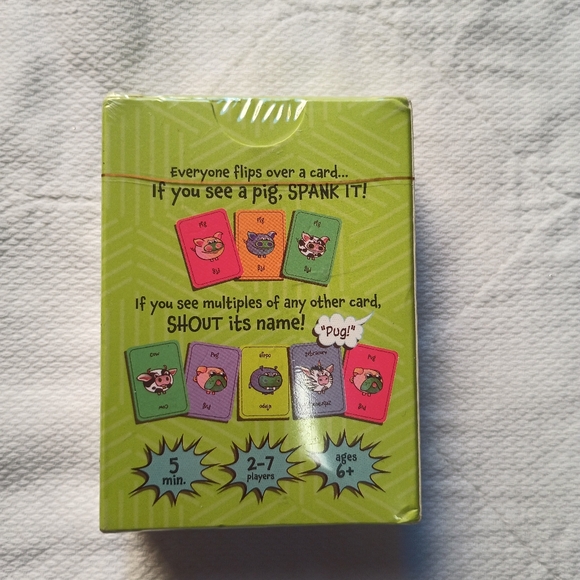 Spank The Pig Card Game 2-7 players Ages 6+ (5 min.) - Picture 2 of 4